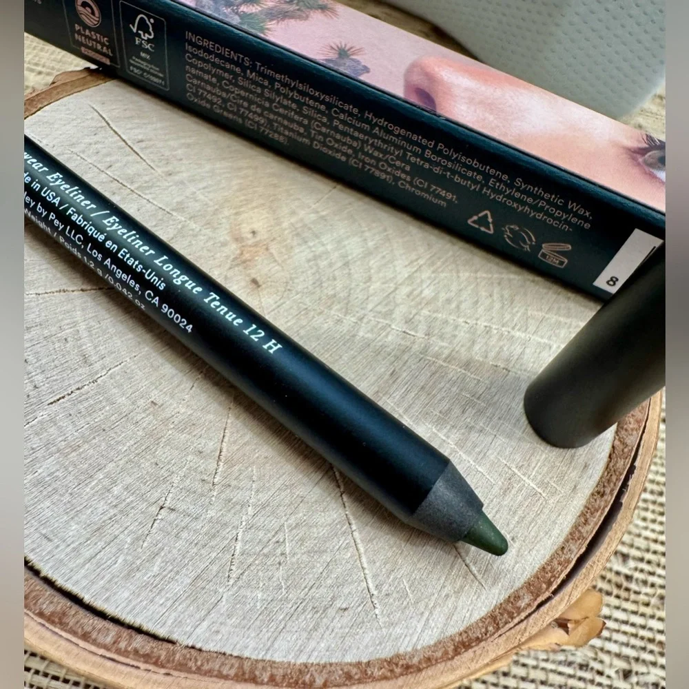 Pley Let it Linger 12-hour Longwear Eyeliner - Flora (Hunter Green)